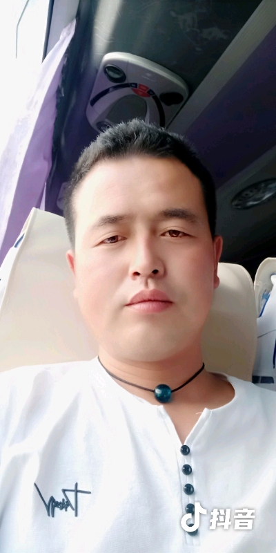 瞬间被爱上的第一张照片--顺昌交友网