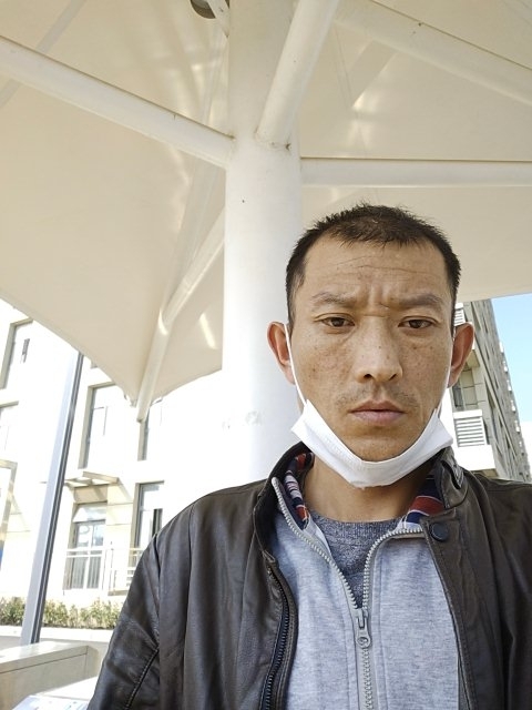孤狼的第一张照片--顺昌交友网