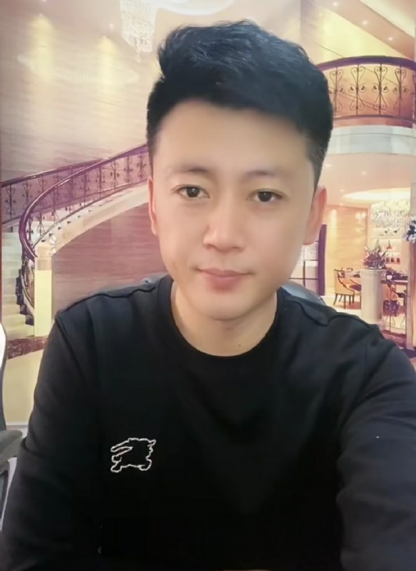 屋顶拾荒人的第三张照片--顺昌交友网