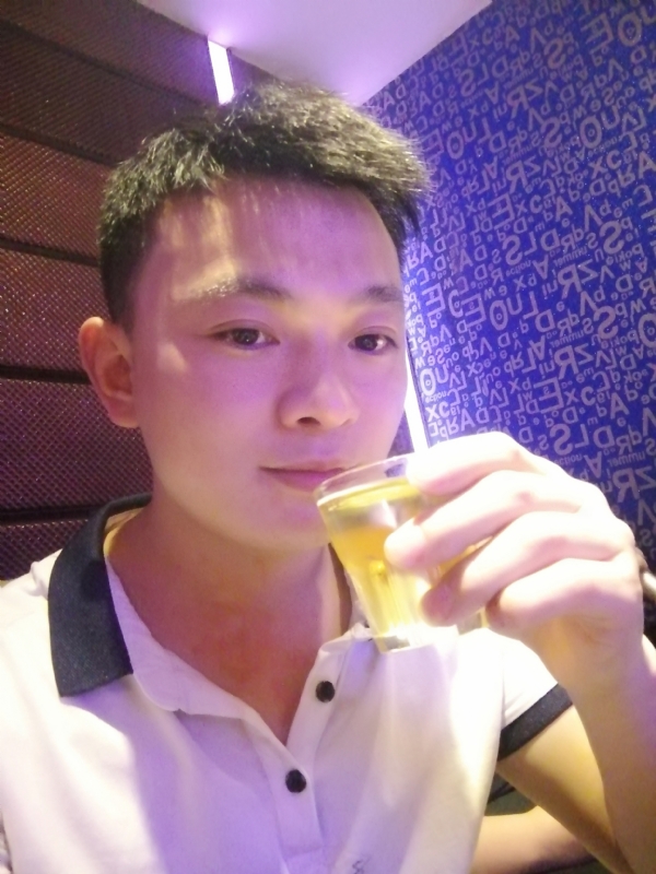 幸福的拥抱的第一张照片--顺昌交友网