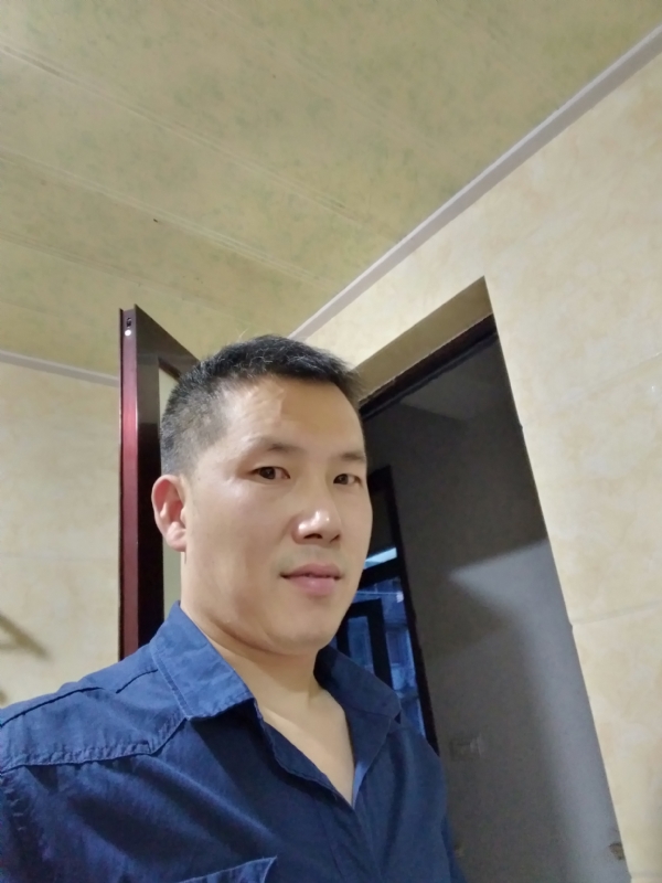 余生搀扶走的第一张照片--顺昌交友网