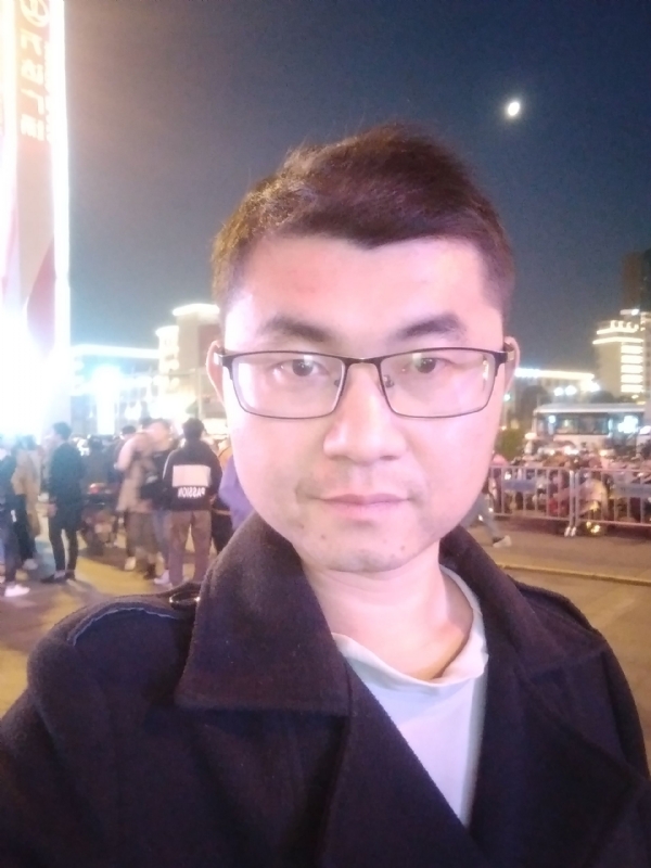 期待的第三张照片--顺昌交友网