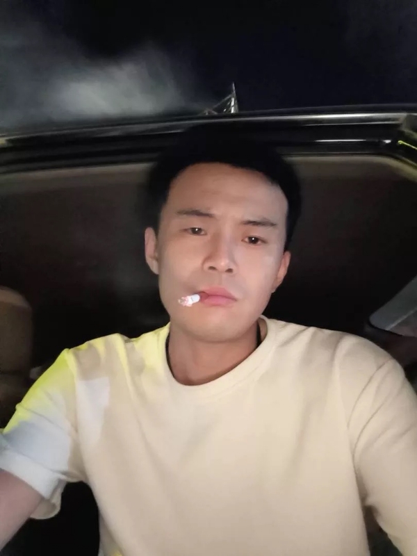 爱睡觉的土拨鼠的第一张照片--顺昌交友网