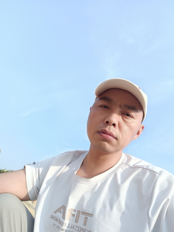 哥哥的第一张照片--顺昌交友网